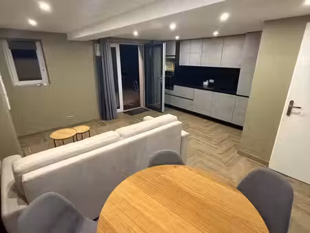 appartement 2 pièces 49m2 avec accès indépendant