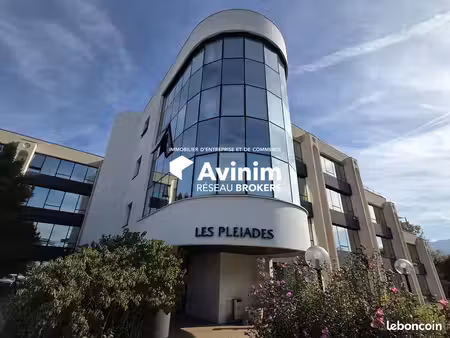 bureaux 430 m² epagny metz-tessy