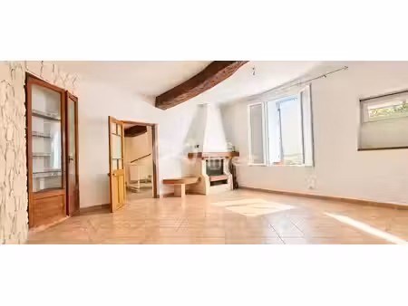 vente maison 5 pièces 123 m² à solliès-toucas (83210)  210 000 €