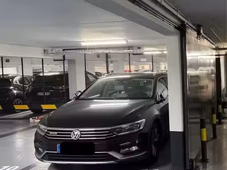 parking indigo la pucelle - stationnement privatif sécurisé - exclusif