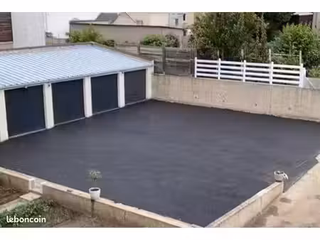 garage sécurisé - eau/elec - portail motorisé