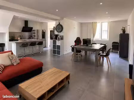 maison 5 pièces 140 m²