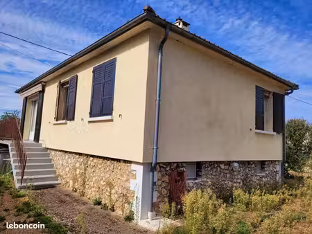 pavillon 3 pièces 64 m²