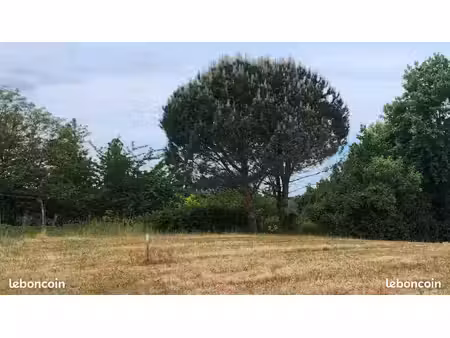 terrain 581 m² limpiville