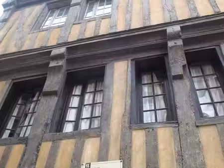 duplex f2bis  maison historique harfleur centre
