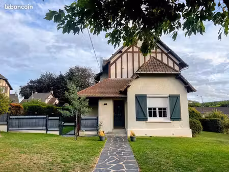maison de caractère 125m² – dpe b– jardin 490 m² – vue dégagée – pompe à chaleur neuve
