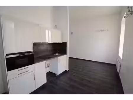 location appartement 1 pièce 26.54 m² à rozay-en-brie (77540)  510 €