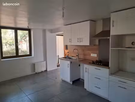 maison 120m2 et son de terrain plat de 1160m2