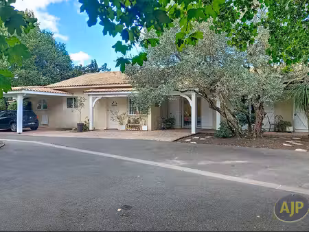 ordonnac - maison au calme avec potentiel chambres d'hôtes !