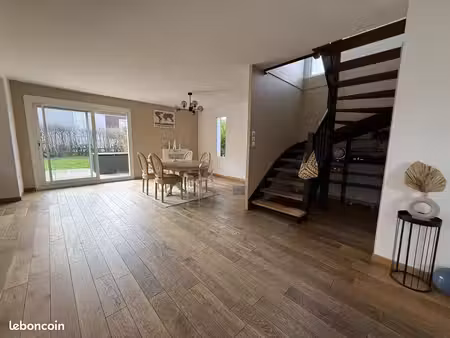 maison 5 pièces 110 m²