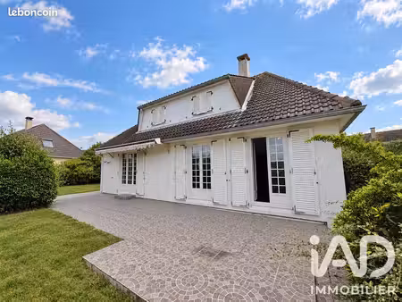 maison familiale 6 pièces 148 m²