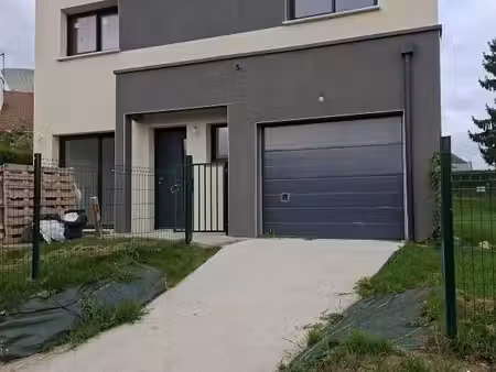 maison 90 m² saint jean du cardonnay