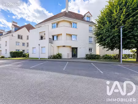 studio 1 pièce 40 m²