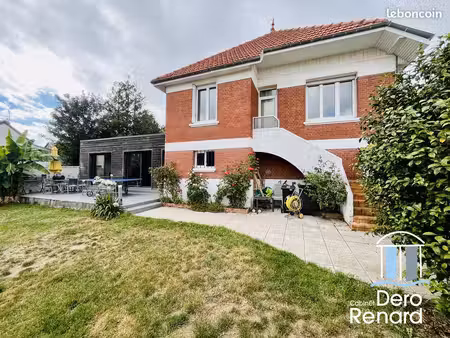 maison 6 pièces 144 m²
