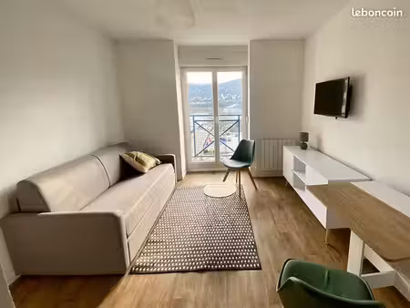 studio 1 pièce 20 m²