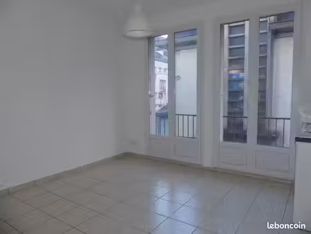 bel appartement f2
