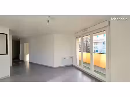 bel appartement t4 lumineux avec balcon et parking – quartier recherché de l'aulnoy