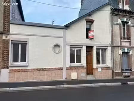 loue maison de ville