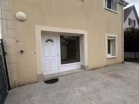 maison mitoyenne 3 pièces /825