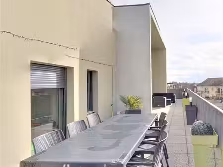 f3 69 m2 avec terrasse exceptionnelle à ciel ouvert