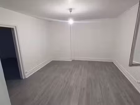 à louer. appartement f2 gare mantes-la-jolie