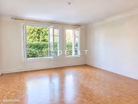 appartement 4 pièces 84 m²