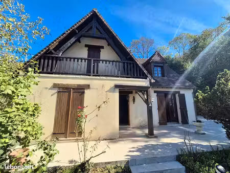 maison 6 pièces 130 m²