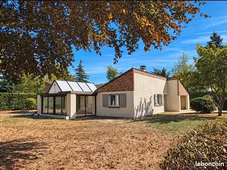 pavillon 6 pièces 136 m²