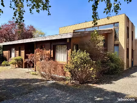 pavillon 7 pièces 205 m²