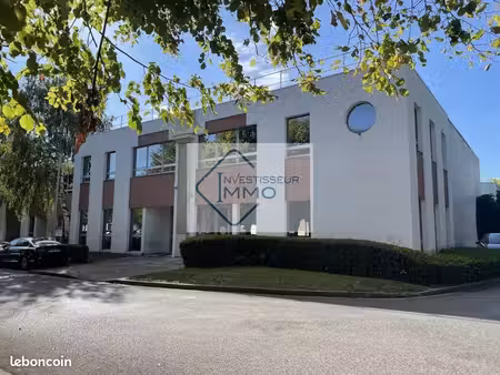 local d'activité 360 m²