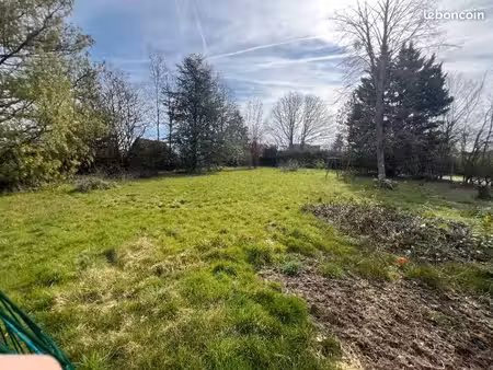 terrain 470 m² orgeval