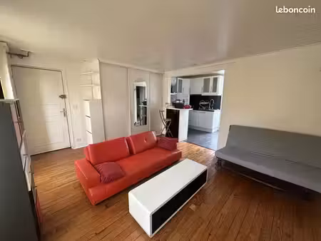 studio 1 pièce 28 m²