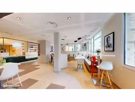 studio 1 pièce 19 m²