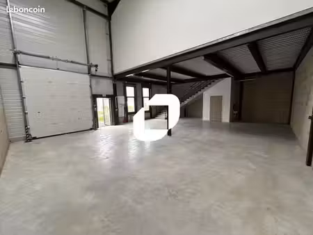 local d'activité 190 m²