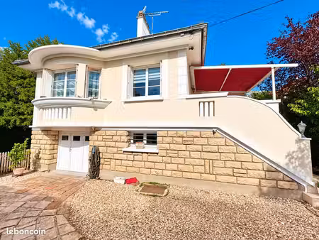 maison 6 pièces 95 m²