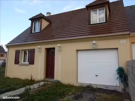 montereau  maison récente f4  garage de 15 m² sur 550 m² de terrain