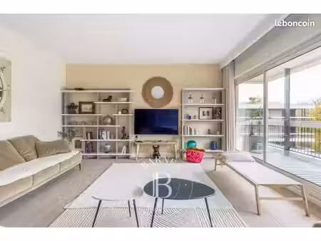 appartement 4 pièces 114 m²