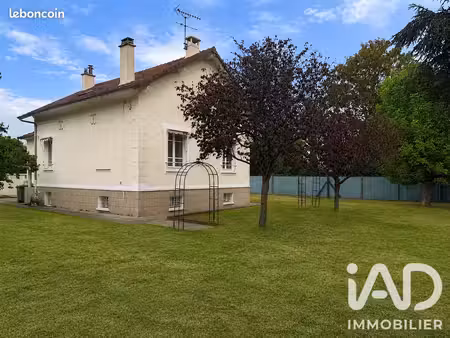 maison 7 pièces 130 m²