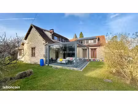 maison 9 pièces 280 m²