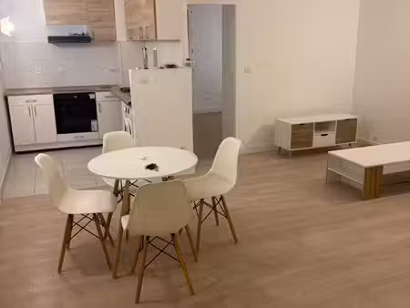 appartement t2 meublé rénové – gare limay
