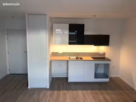 appartement f2 plaisir proche gare