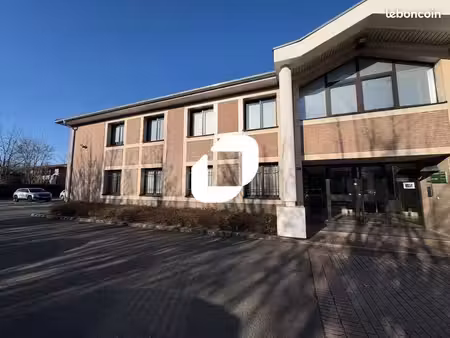 bureau 128 m²