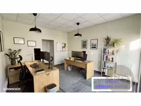 local commercial 24 m² la queue-les-yvelines