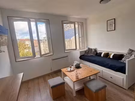 studio meublé