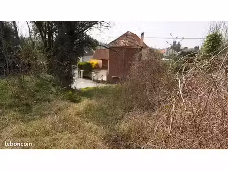 terrain 3 634 m² pernois