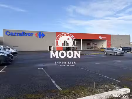boutique 857 m² montauban