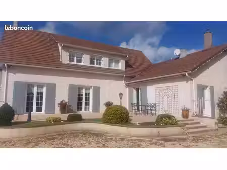 maison 10 pièces 190 m²