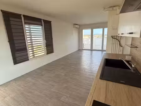 grand t2 de 55m2 avec terrasse de 18m2
