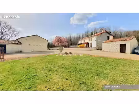 maison 6 pièces 132 m²