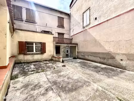 maison de village 6 pièces 120 m²